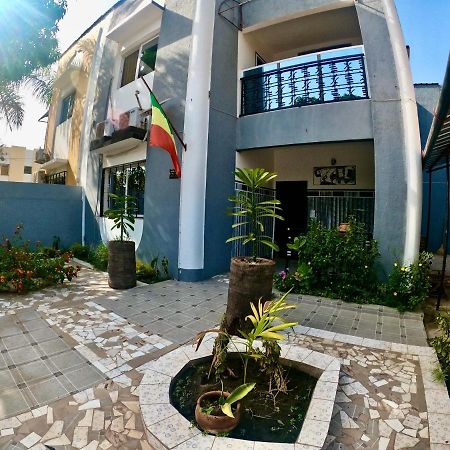 Ker Adja Daire Ziguinchor Dış mekan fotoğraf